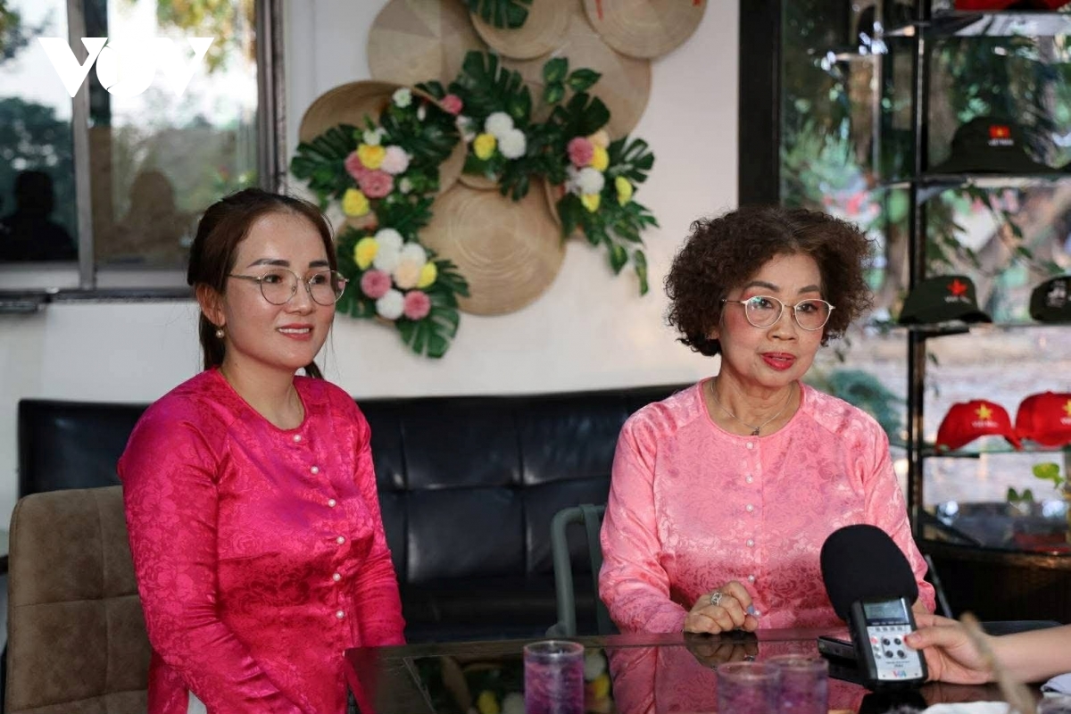 thuyen thung - tu song nuoc viet nam toi trai nghiem du lich thai lan hinh anh 5