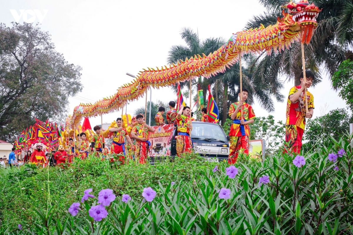 ve xu Doai vui hoi truyen thong Dinh so hinh anh 5