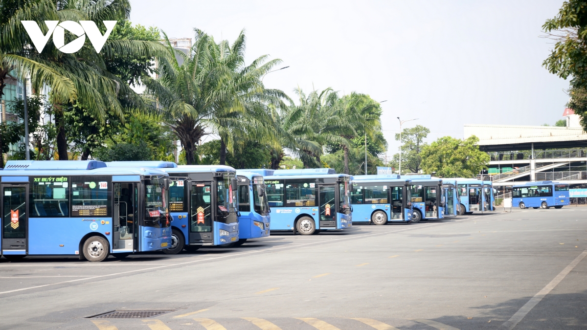 TP.HCM thí điểm bỏ vé giấy trên 16 tuyến xe buýt