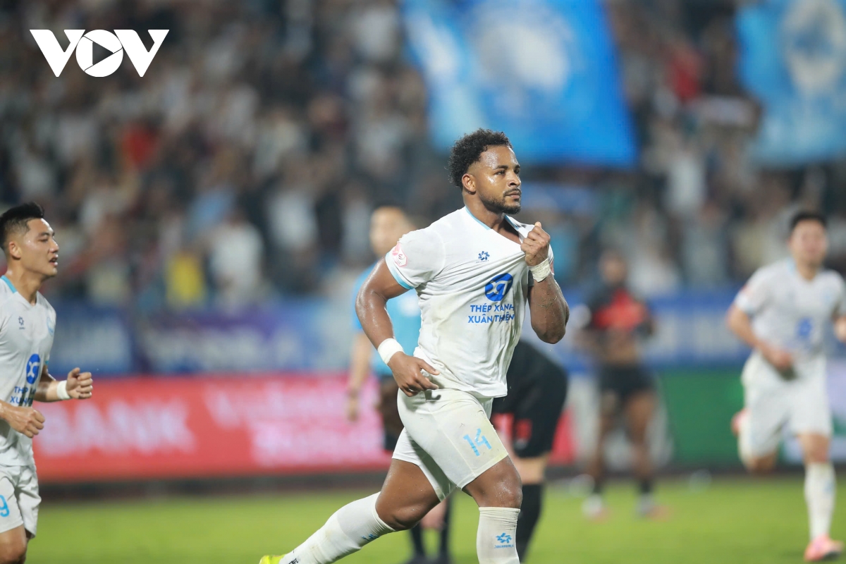 ket qua v-league hom nay 1 3 xuan son ghi ban giup nam Dinh thang ninh binh hinh anh 1