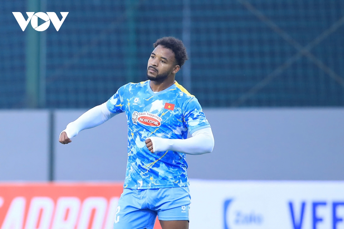 xuan son tap rieng, Dt viet nam chua du quan so truoc tran gap malaysia hinh anh 1