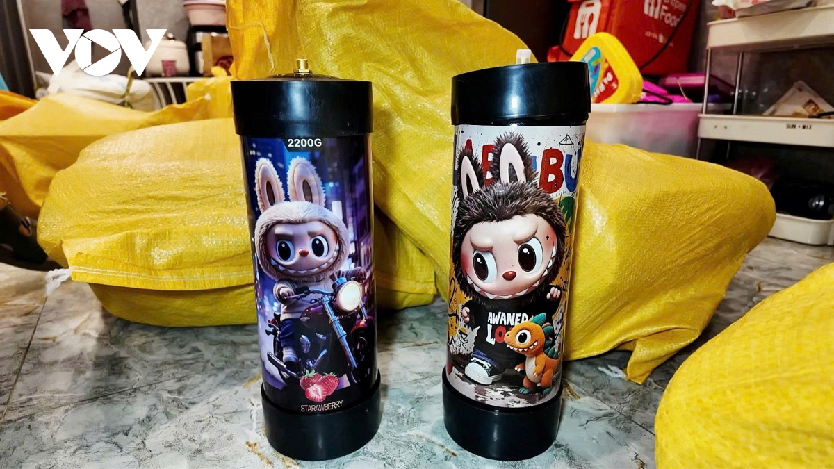 Triệt phá 2 vụ buôn bán "khí cười" ở Đà Nẵng