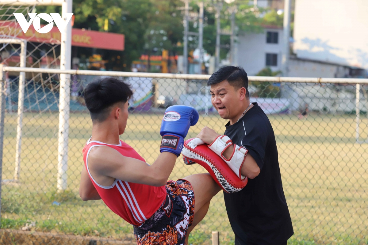 Uom mam tu ban lang, the thao son la vuon tam cao moi hinh anh 4