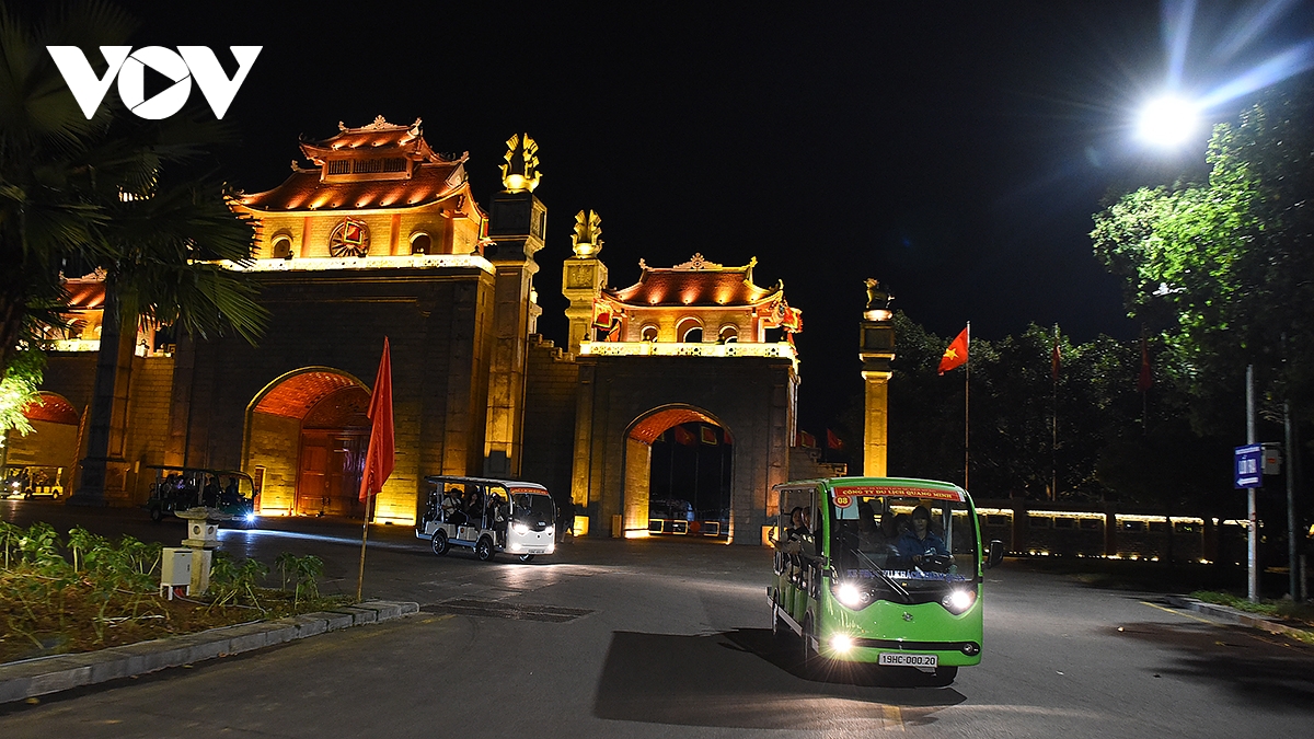 phu tho gioi thieu tour du lich dem doc dao Den hung lung linh nguon coi hinh anh 4