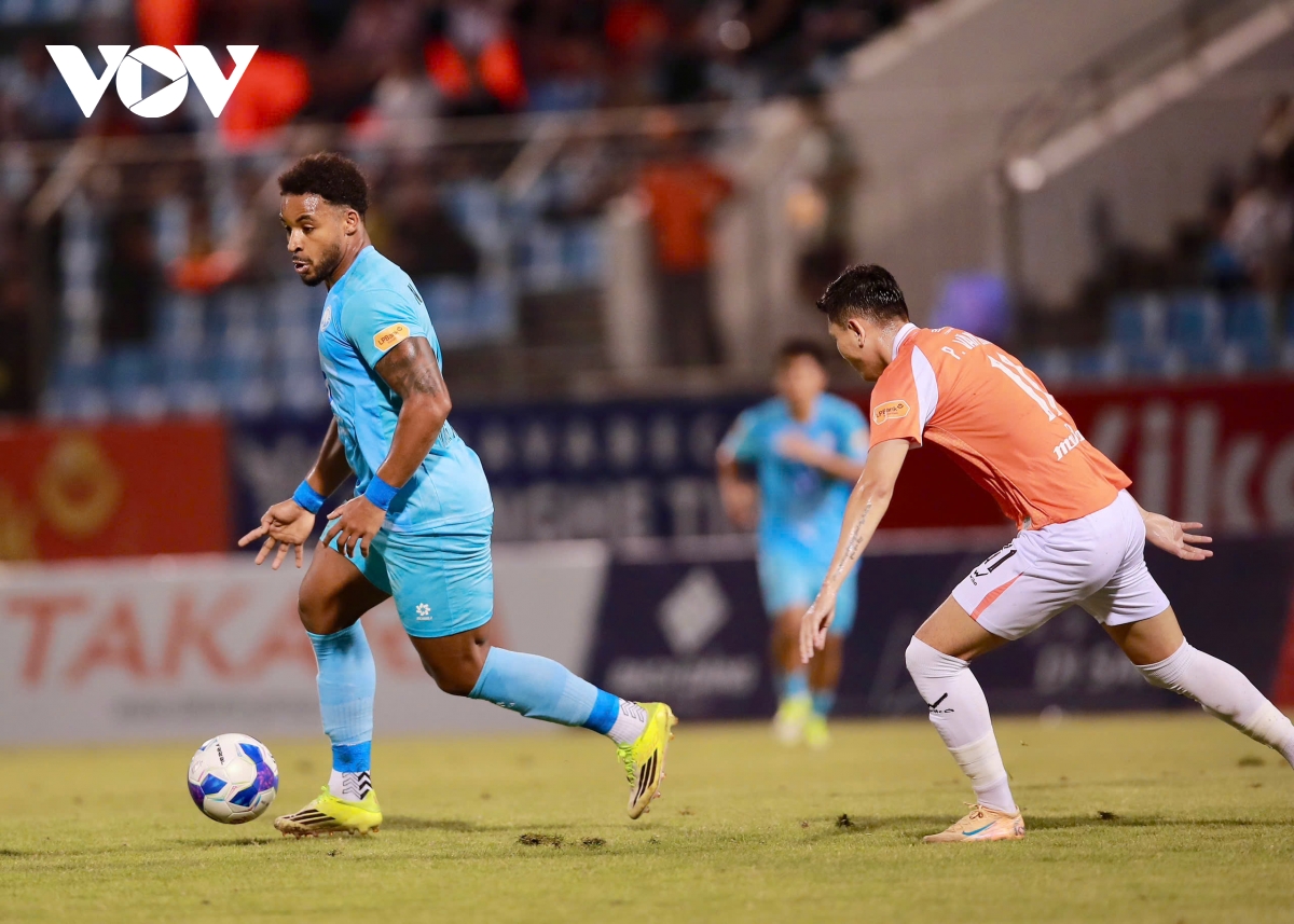 ket qua bong da hom nay 18 3 xuan son ghi ban, nam Dinh vao ban ket cup quoc gia hinh anh 12