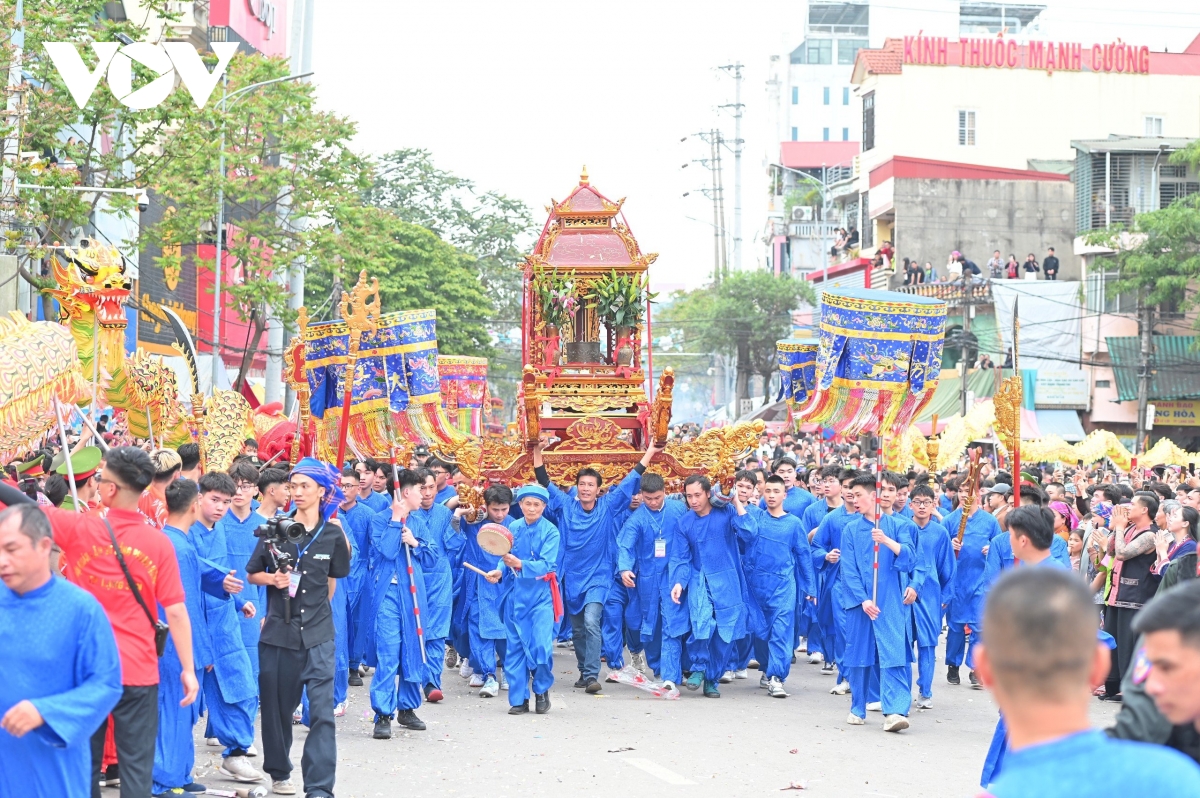 lang son don hon 1 trieu luot khach dip le hoi den ky cung - ta phu nam 2026 hinh anh 12