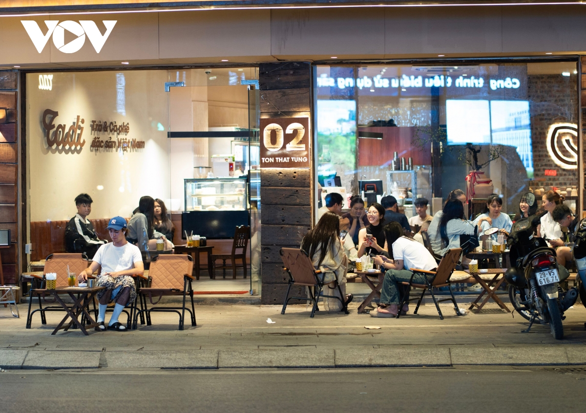 nhan nhan hang quan lan chiem via he sau toi hau thu cua giam doc cong an ha noi hinh anh 10