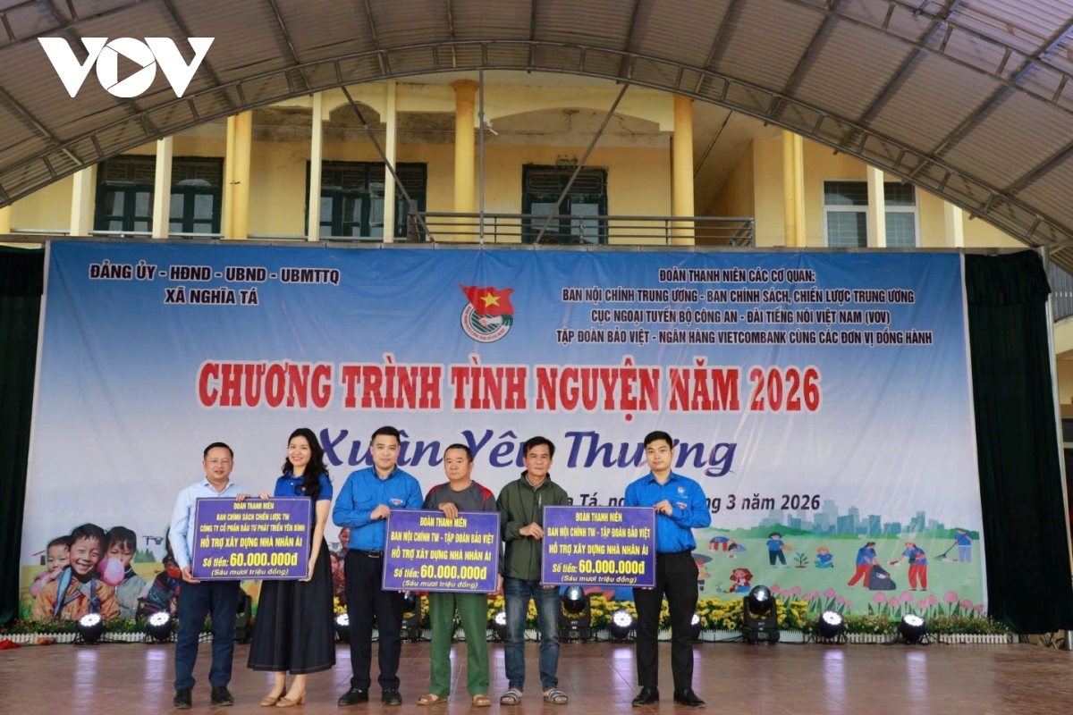 tuoi tre cac co quan trung uong mang xuan yeu thuong ve nghia ta hinh anh 2