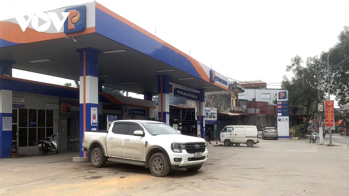 De xuat tam ung toi 5.000 dong lit binh on xang dau tu nguon ngan sach hinh anh 1