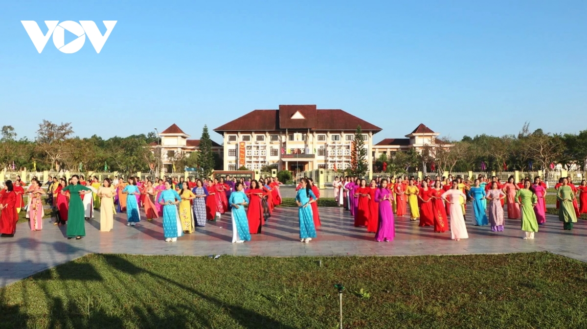 Đà Nẵng phát động toàn thể cán bộ, hội viên phụ nữ hưởng ứng “Tuần lễ Áo dài”