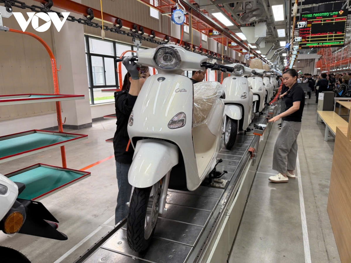 Xe điện - ngành công nghiệp mới cần giải pháp đồng bộ