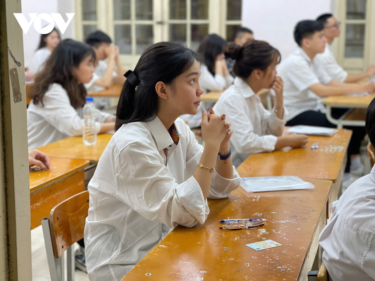 thi tot nghiep thpt 2026 tang van dung, on theo de de but toc hinh anh 1