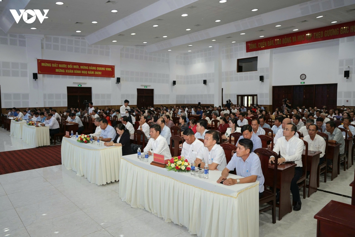 cac ung cu vien dai bieu quoc hoi khoa xvi tiep xuc cu tri thanh pho can tho hinh anh 2