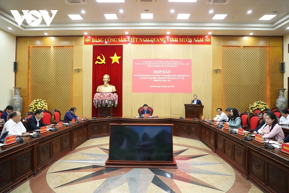 hon 3,2 trieu cu tri ninh binh san sang cho ngay bau cu hinh anh 1