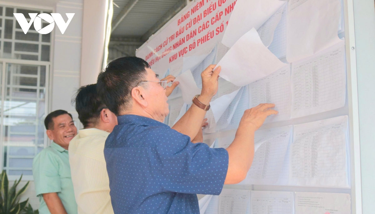 cu tri vung bien an giang hao huc truoc ngay bau cu hinh anh 11