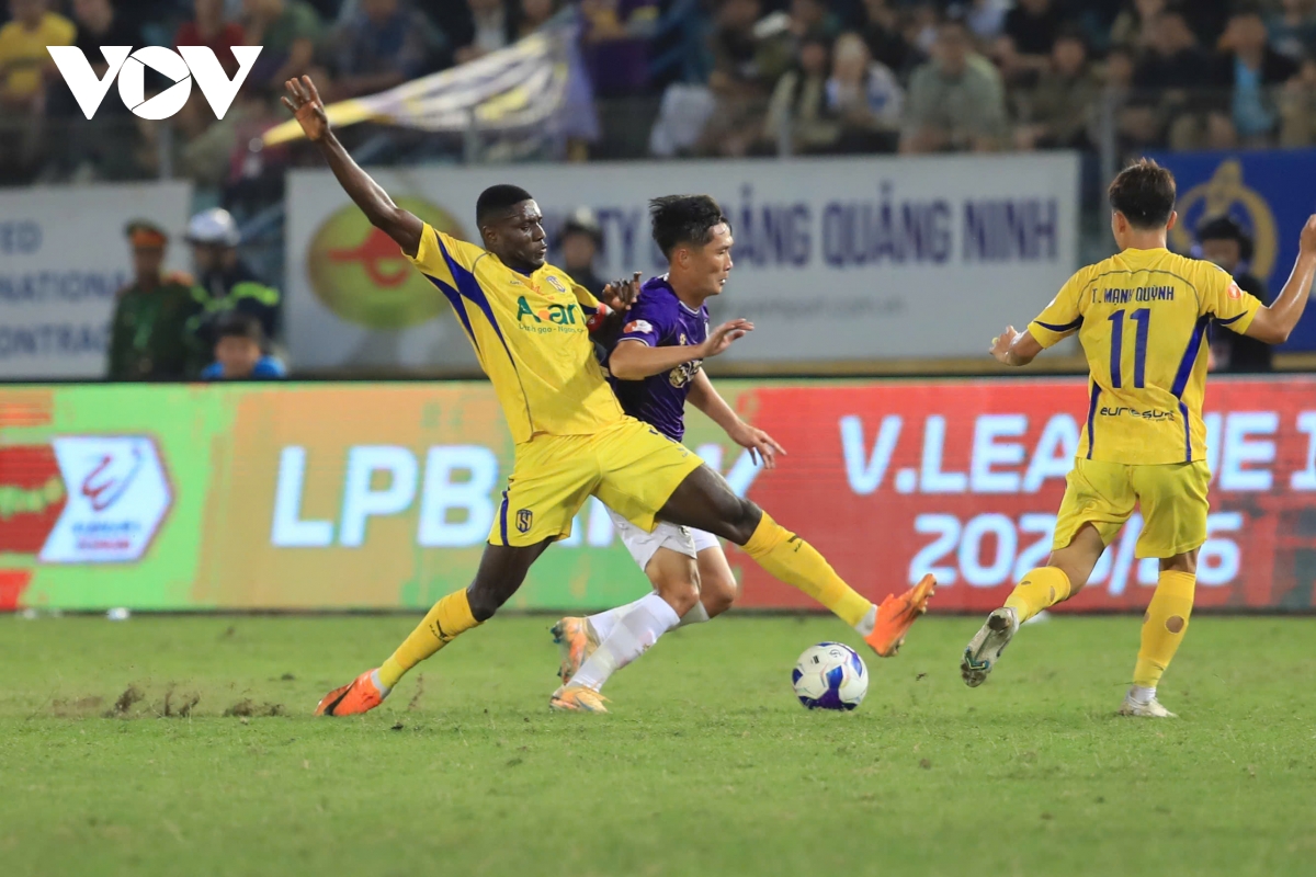 ket qua vong 16 v-league 2025 2026 ha noi fc thang dam slna hinh anh 10