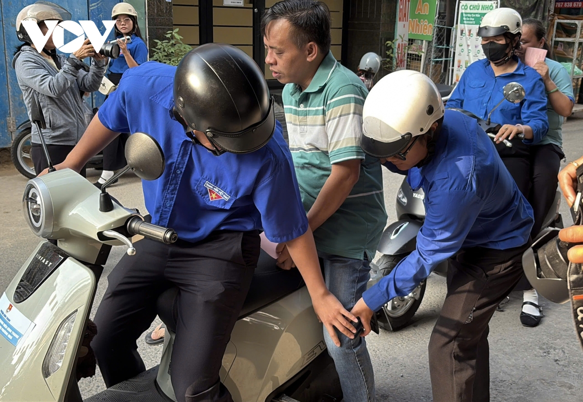 bau cu tai tp.hcm nhung la phieu dac biet tu benh vien va cu tri khuyet tat hinh anh 2