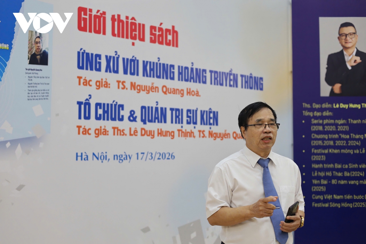 ra mat sach Ung xu voi khung hoang truyen thong va to chuc quan tri su kien hinh anh 2