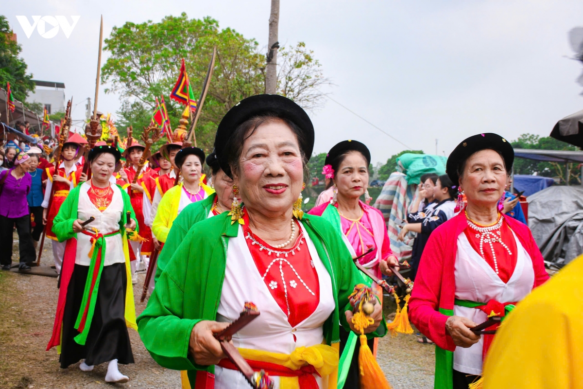ve xu Doai vui hoi truyen thong Dinh so hinh anh 14