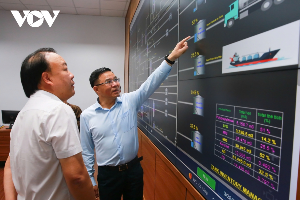 tang du tru dau tho, van hanh toi da nha may loc dau dung quat hinh anh 3