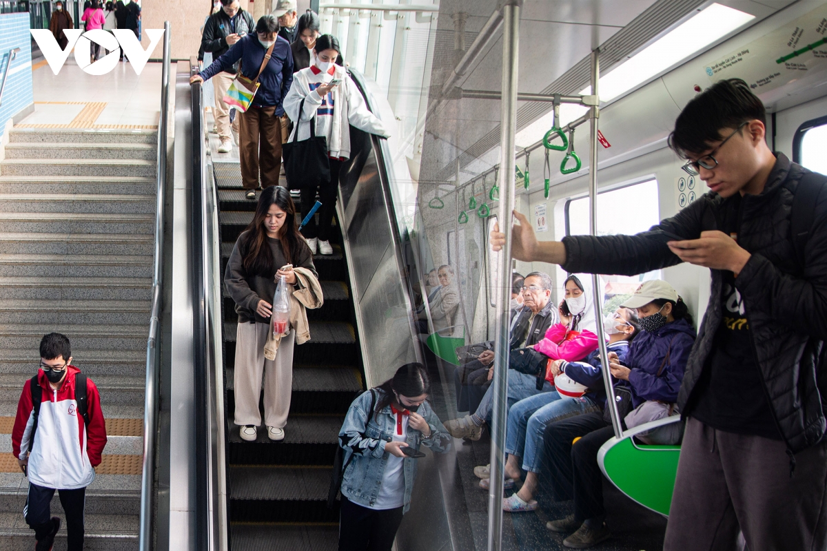 Giá xăng tăng, người dân vẫn “bình thản” nhờ phương tiện công cộng