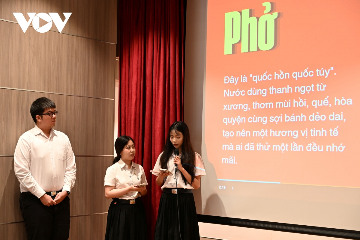 my viet nam story 2026 khi tieng viet viet nen ban tinh ca huu nghi viet thai hinh anh 5