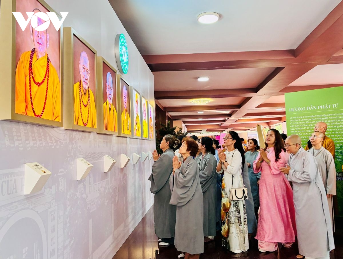 phat giao viet nam 45 nam tu thong nhat den phat trien hinh anh 7