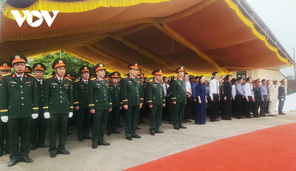 quang tri truy dieu va an tang 8 hai cot liet si tai nghia trang liet si khe sanh hinh anh 1