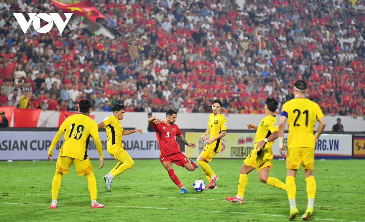 can canh xuan son va hoang hen lam kho hang phong ngu cua malaysia hinh anh 13