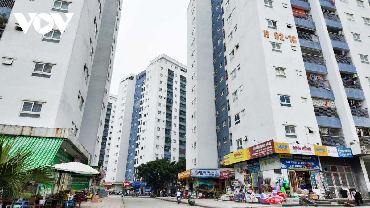 nhieu chung cu o ha noi van lung tung bo tri cho sac xe dien an toan hinh anh 1