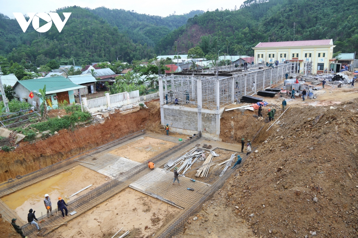 6 trường biên giới ở Đà Nẵng: Chỉ định thầu, “trải thảm” vẫn chậm tiến độ