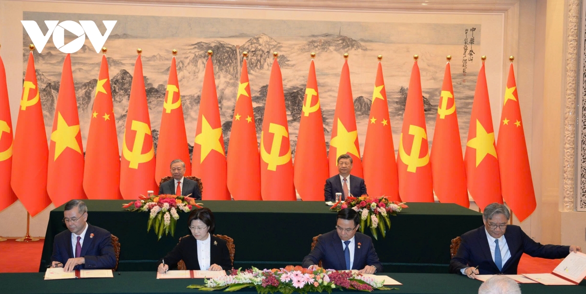 le ky ket mot so van kien hop tac tieu bieu giua viet nam - trung quoc hinh anh 1