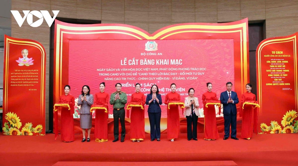 pho chu tich nuoc vo thi Anh xuan du khai mac ngay sach va van hoa doc trong cand hinh anh 5