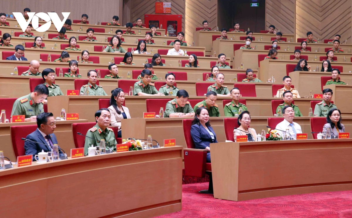 pho chu tich nuoc vo thi Anh xuan du khai mac ngay sach va van hoa doc trong cand hinh anh 1