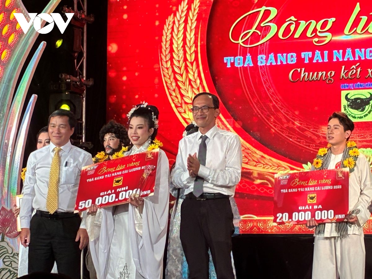 lan dau to chuc khong gian mo, bong lua vang 2026 tang suc hut hinh anh 2