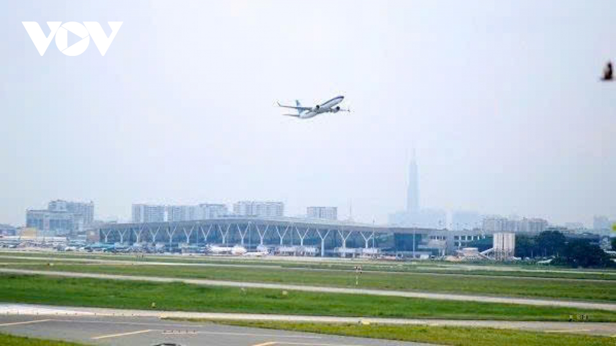 Phi công Anh hùng Nguyễn Thành Trung và ký ức thành phố dưới cánh bay