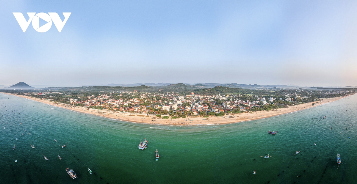 lang chai long thuy 300 nam gin giu huong vi nuoc mam truyen thong hinh anh 1