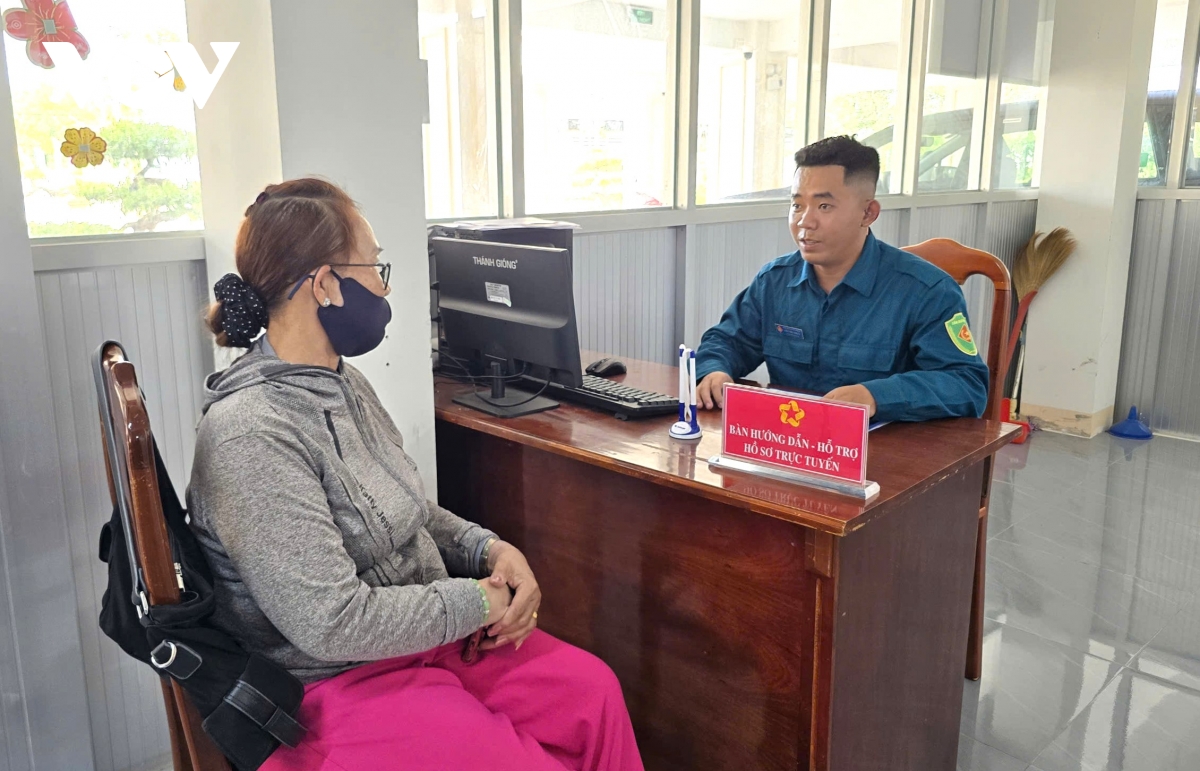 ca mau chi dao ra soat, xu ly tinh trang thieu bien che o xa tan thuan hinh anh 1