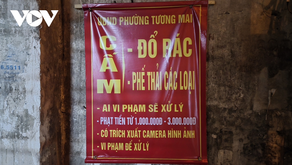 ha noi sang dep vi them nhieu tuyen bus dien, tiep tuc xu ly rac thanh dien hinh anh 1