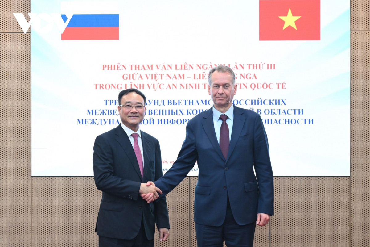 viet nam - lb nga tang cuong hop tac quoc te trong linh vuc an ninh thong tin hinh anh 4