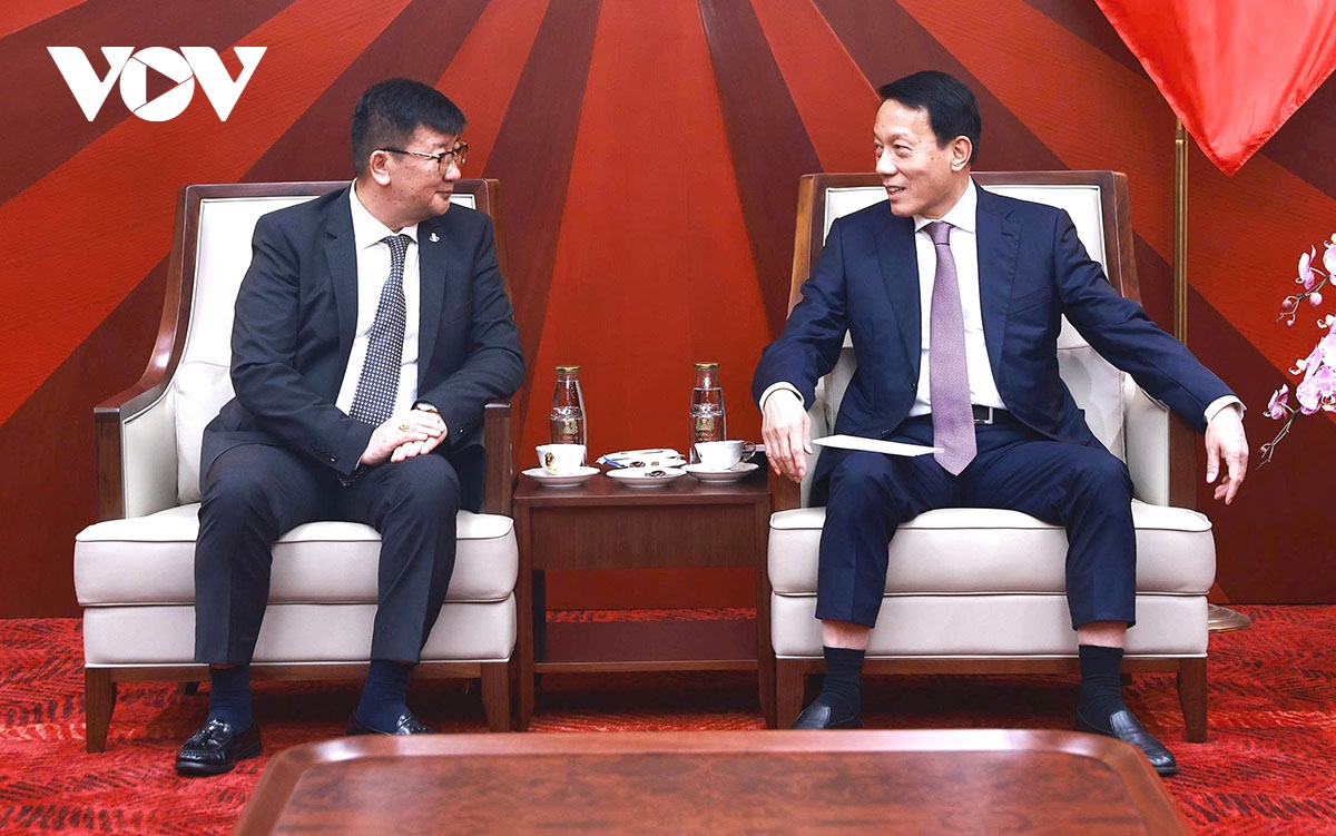 bo truong luong tam quang tiep Dai su mong co va thong doc tinh kagawa, nhat ban hinh anh 1