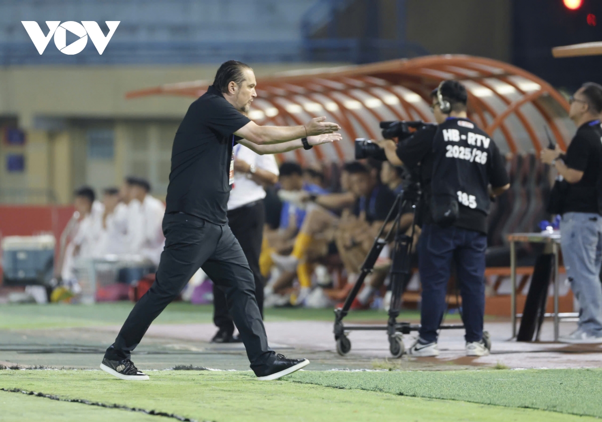 truc tiep the cong viettel 0-0 thanh hoa trong tai 2 lan tu choi ban thang hinh anh 1