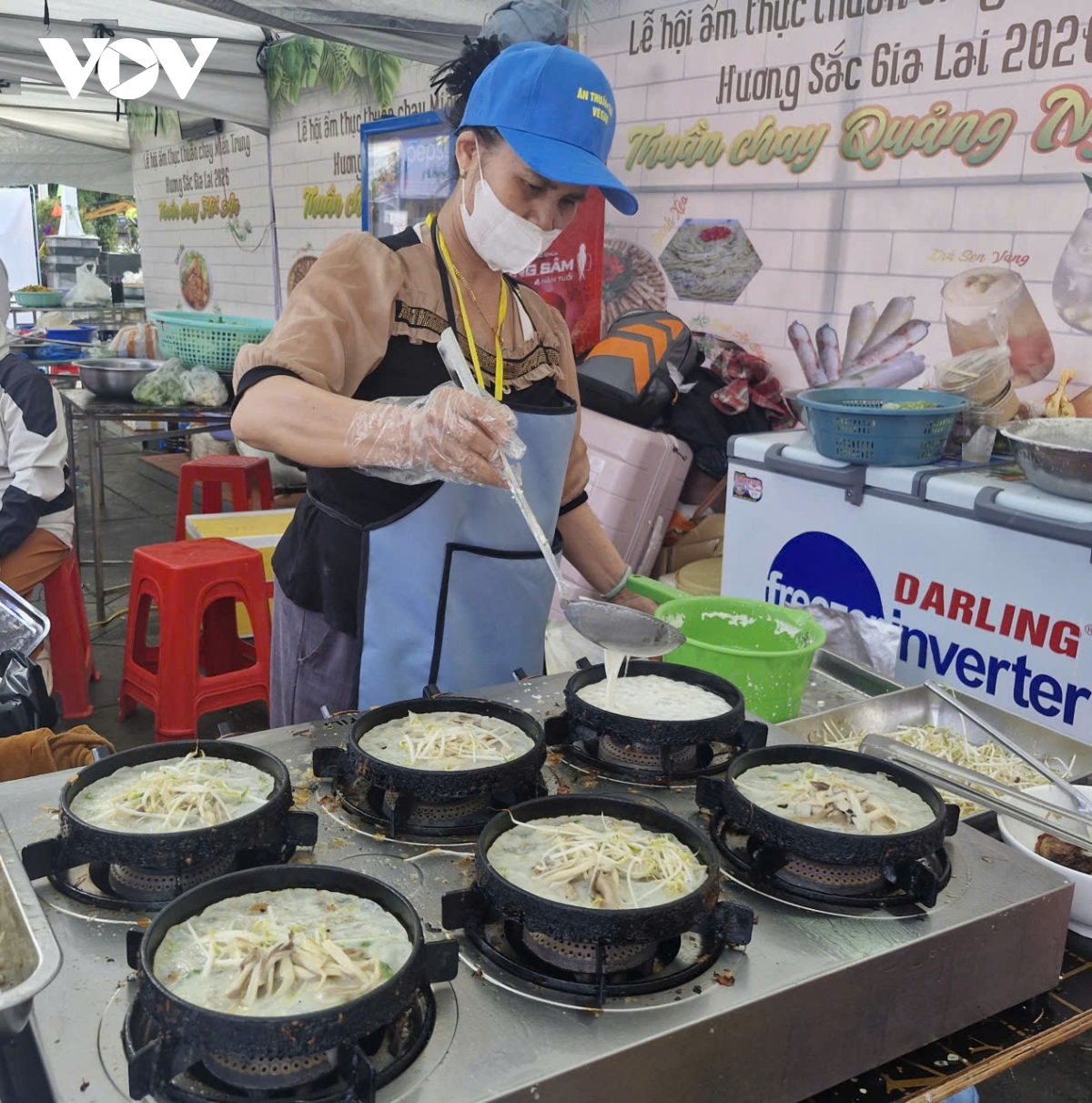 le hoi am thuc thuan chay lan toa loi song xanh trong ngay gio to hung vuong hinh anh 1