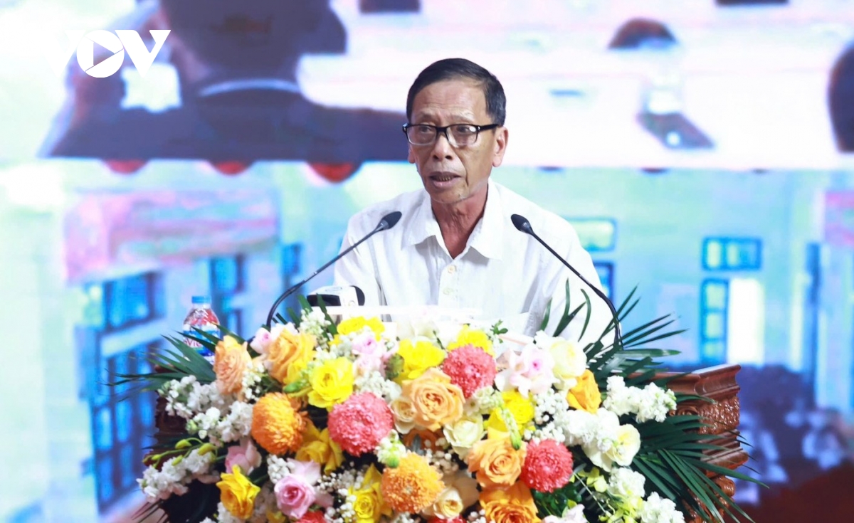 bo truong bo cong an luong tam quang tiep xuc cu tri tai tinh hung yen hinh anh 3