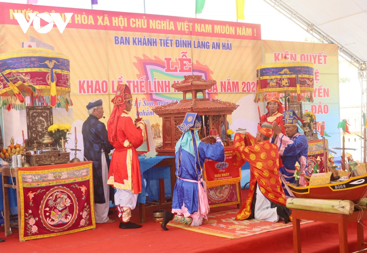 trang nghiem le khao le the linh hoang sa, nhac nho doi hung binh giu bien hinh anh 2