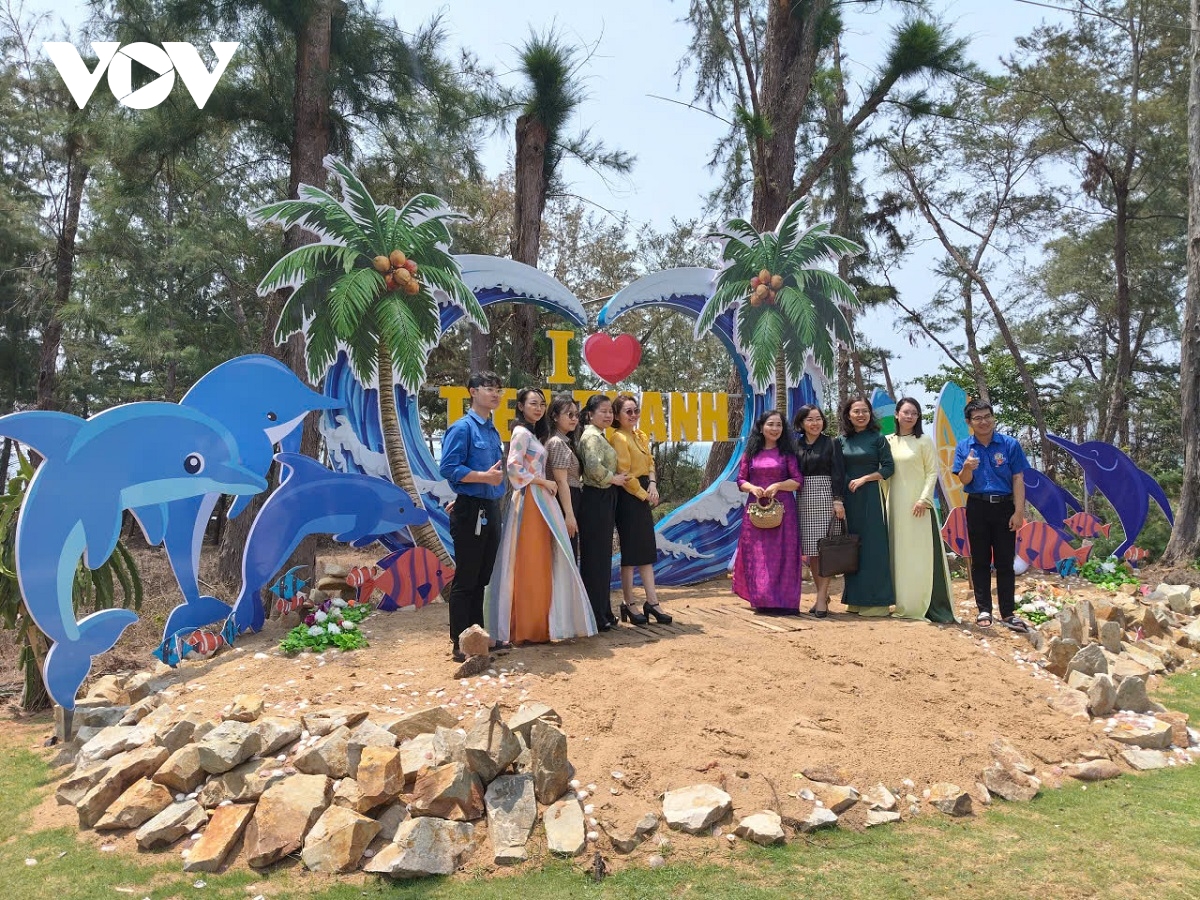 bien tien thanh them diem check-in hut khach hinh anh 3