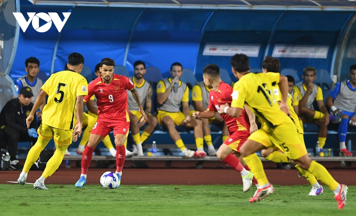 can canh xuan son va hoang hen lam kho hang phong ngu cua malaysia hinh anh 3