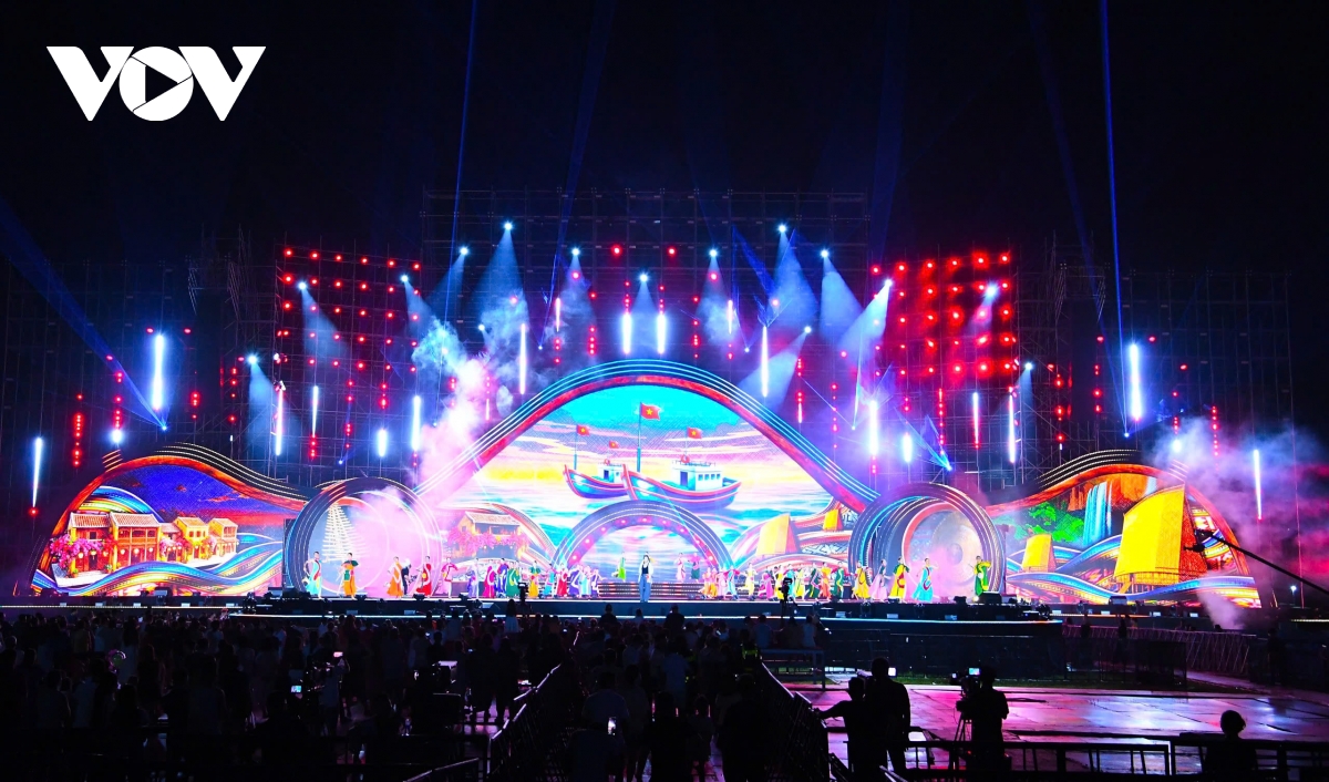 tong duyet chuong trinh nghe thuat thanh am ky nguyen moi hinh anh 5