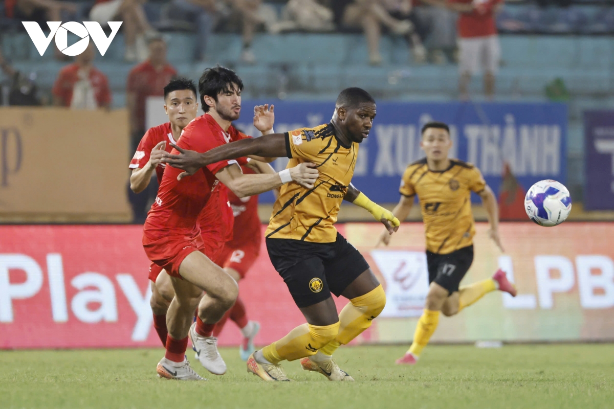 truc tiep the cong viettel 1-0 thanh hoa hlv popov nhan the do hinh anh 8