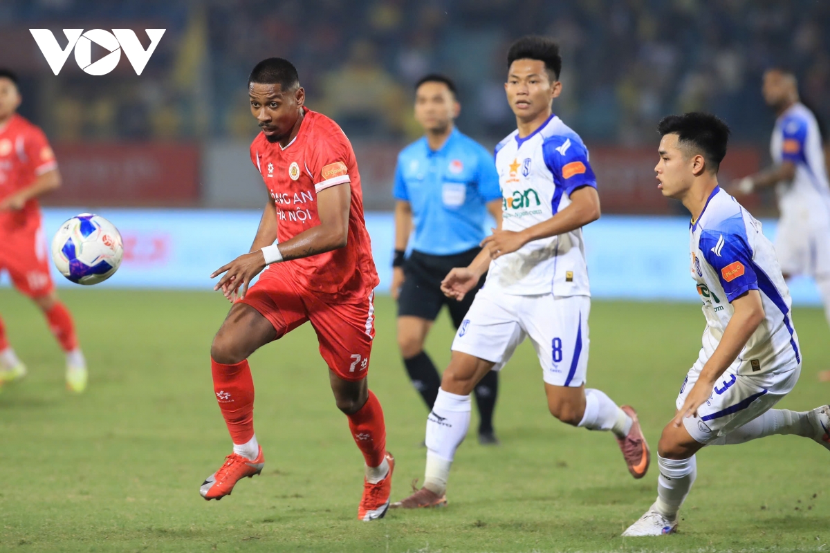 truc tiep cahn 4-1 slna Dinh bac lap hat-trick hinh anh 8